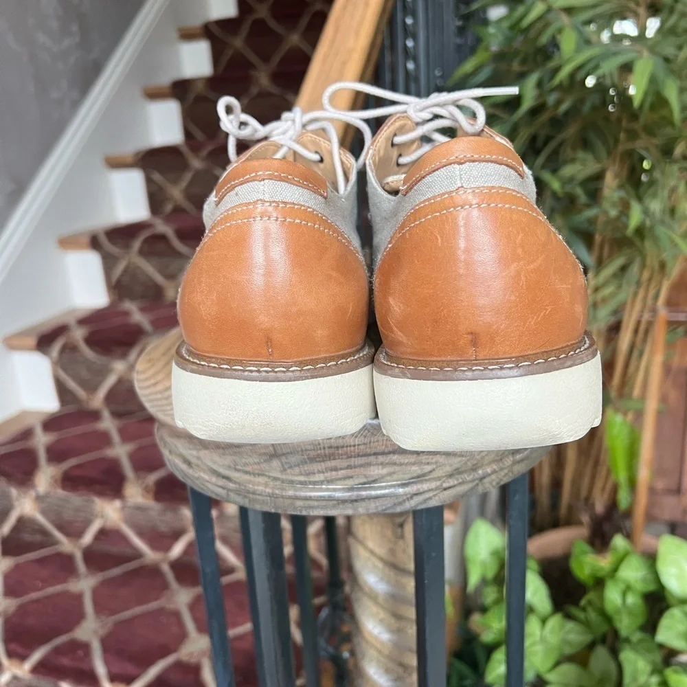 Dockers men’s fabric and leather lace up slip on size 11 1/2 excellent condition